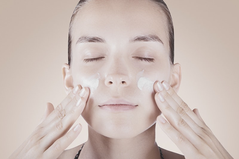Il fai-da-te beauty nel lockdown ha cambiato per sempre la routine di bellezza?