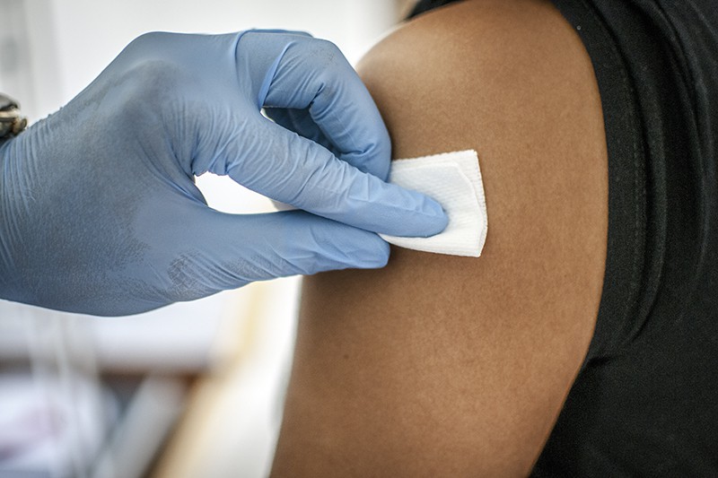 Vaccinazione antinfluenzale in farmacia, la Regione Lazio la rende possibile