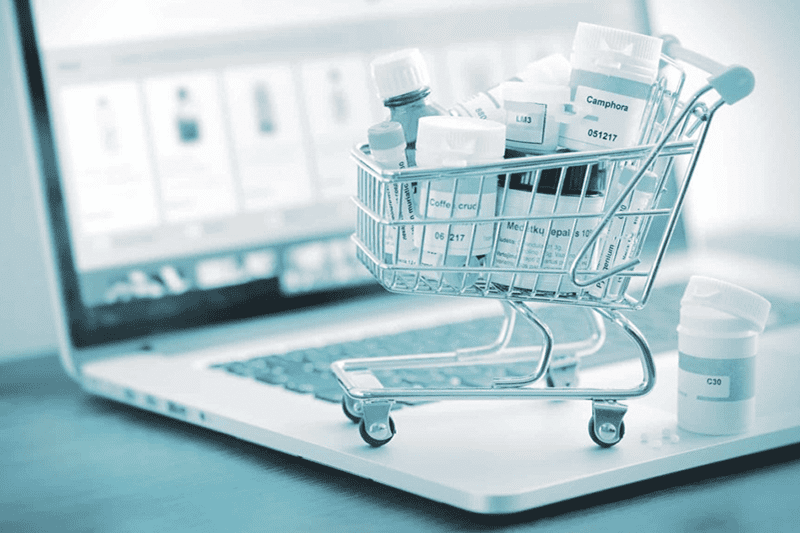 Nel primo trimestre del 2021 le vendite online di farmacie e parafarmacie tengono il passo. Ma chi regna nell’online?
