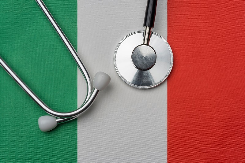 Gli italiani promuovono il SSN: farmacie sempre più centrali nella sanità territoriale