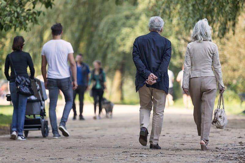 Invecchiamento della popolazione, un report dei farmacisti europei