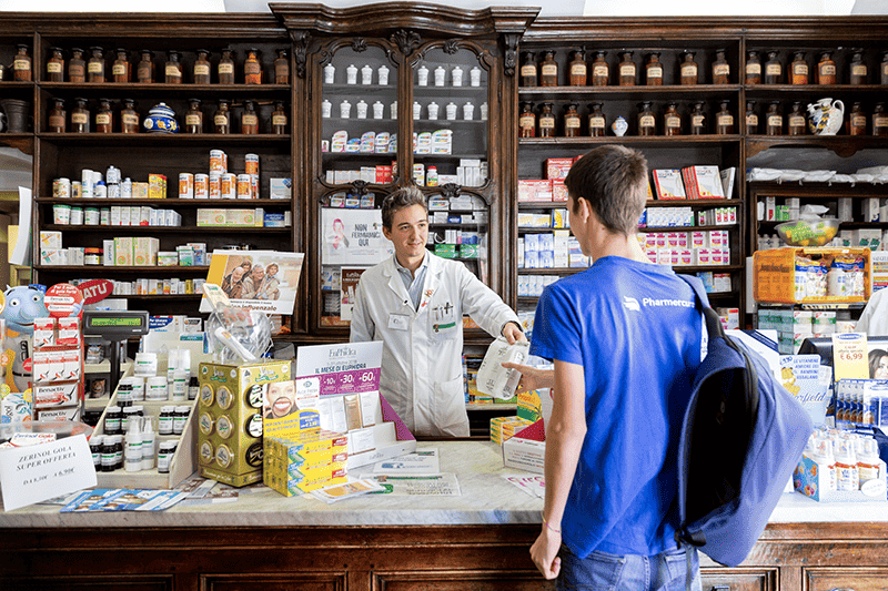 Farmaci a domicilio e un nipote “on demand”: la partnership tra Pharmercure e UAF dedicata ai più fragili