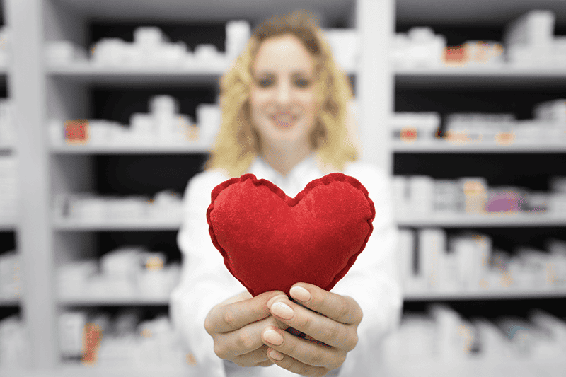 Prevenzione cardiovascolare: la campagna “Cuore di donna in farmacia”