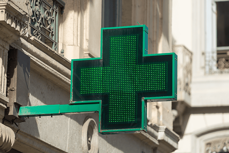 Farmacie italiane: 25 miliardi di ricavi e una spesa media di 407 euro per abitante