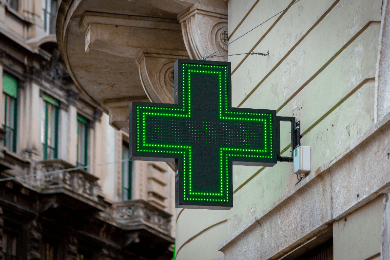 Censis: la farmacia dei servizi conquista anche i più giovani, resta il gap informativo