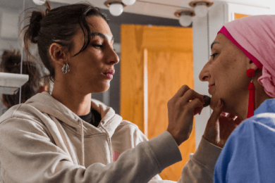 Giornata contro il cancro: La forza e il sorriso, bellezza e cura