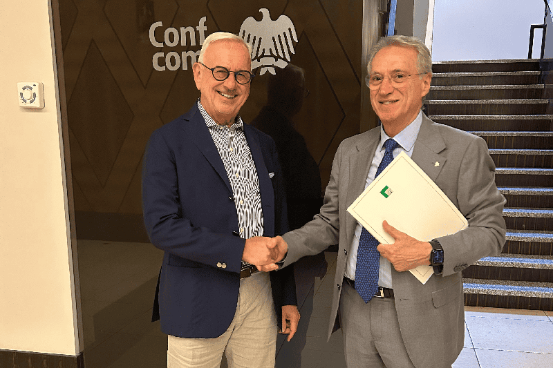 Federfarma entra in Federsalute: la farmacia privata siede al tavolo della sanità di Confcommercio Federfarma entra in Federsalute: la farmacia privata siede al tavolo della sanità di Confcommercio
